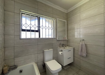 Vogelman Street, Albemarle Ext 2, Gauteng, 3 Bedrooms Bedrooms, 0 ,0,House,For Sale,Vogelman Street,0,1644