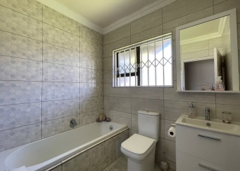 Vogelman Street, Albemarle Ext 2, Gauteng, 3 Bedrooms Bedrooms, 0 ,0,House,For Sale,Vogelman Street,0,1644