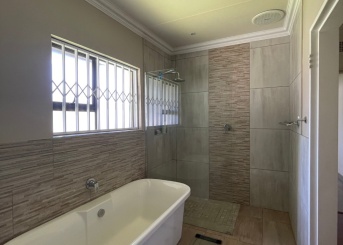 Vogelman Street, Albemarle Ext 2, Gauteng, 3 Bedrooms Bedrooms, 0 ,0,House,For Sale,Vogelman Street,0,1644