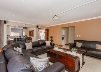 Van Dyk Place, Meyersdal Security Estate, Gauteng, 5 Bedrooms Bedrooms, 0 ,4.5 BathroomsBathrooms,House,For Sale,Van Dyk Place,0,1646