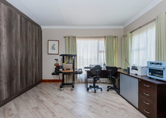 Van Dyk Place, Meyersdal Security Estate, Gauteng, 5 Bedrooms Bedrooms, 0 ,4.5 BathroomsBathrooms,House,For Sale,Van Dyk Place,0,1646