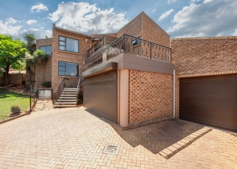 Van Dyk Place, Meyersdal Security Estate, Gauteng, 5 Bedrooms Bedrooms, 0 ,4.5 BathroomsBathrooms,House,For Sale,Van Dyk Place,0,1646