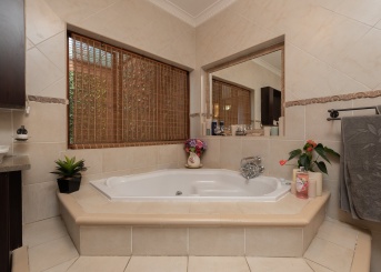 Daffodil Street, Bra, Gauteng, 4 Bedrooms Bedrooms, 0 ,3 BathroomsBathrooms,House,For Sale,Daffodil Street,0,1649