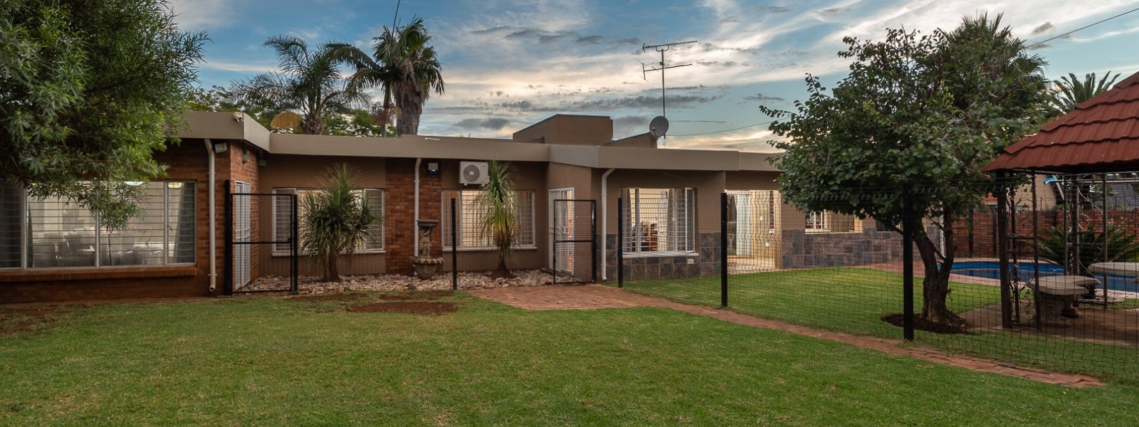 Daffodil Street, Bra, Gauteng, 4 Bedrooms Bedrooms, 0 ,3 BathroomsBathrooms,House,For Sale,Daffodil Street,0,1649