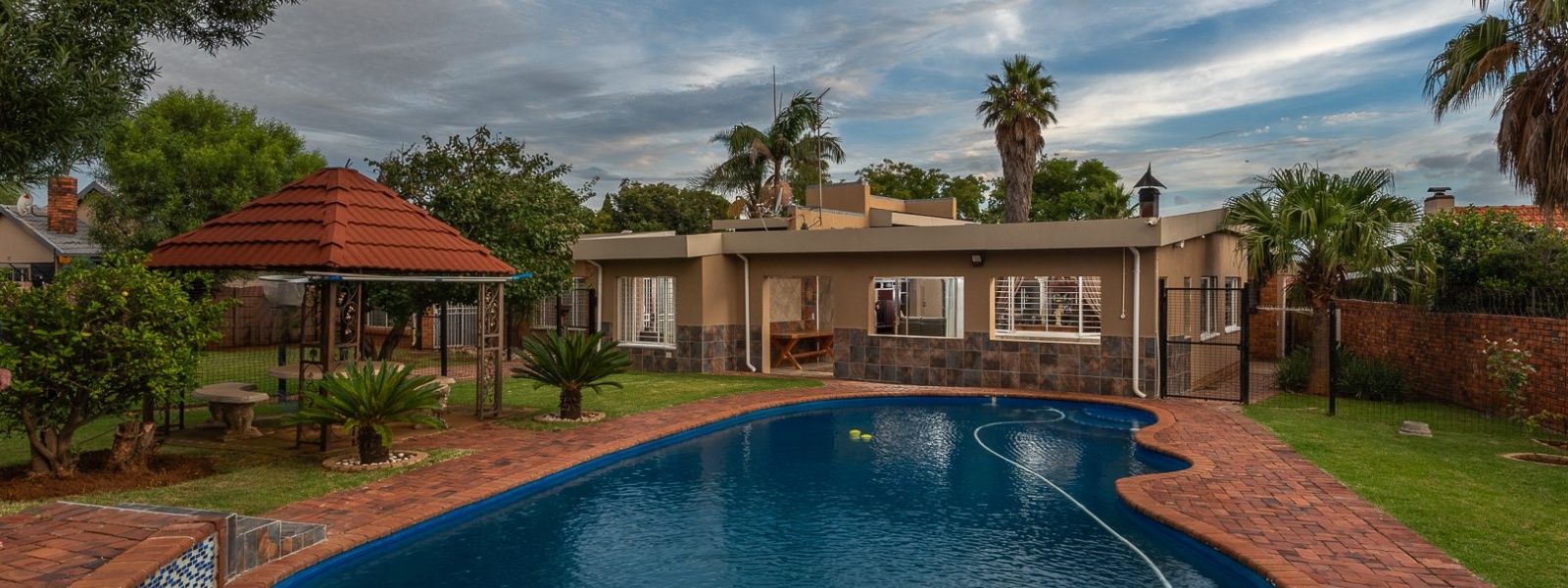 Daffodil Street, Bra, Gauteng, 4 Bedrooms Bedrooms, 0 ,3 BathroomsBathrooms,House,For Sale,Daffodil Street,0,1649