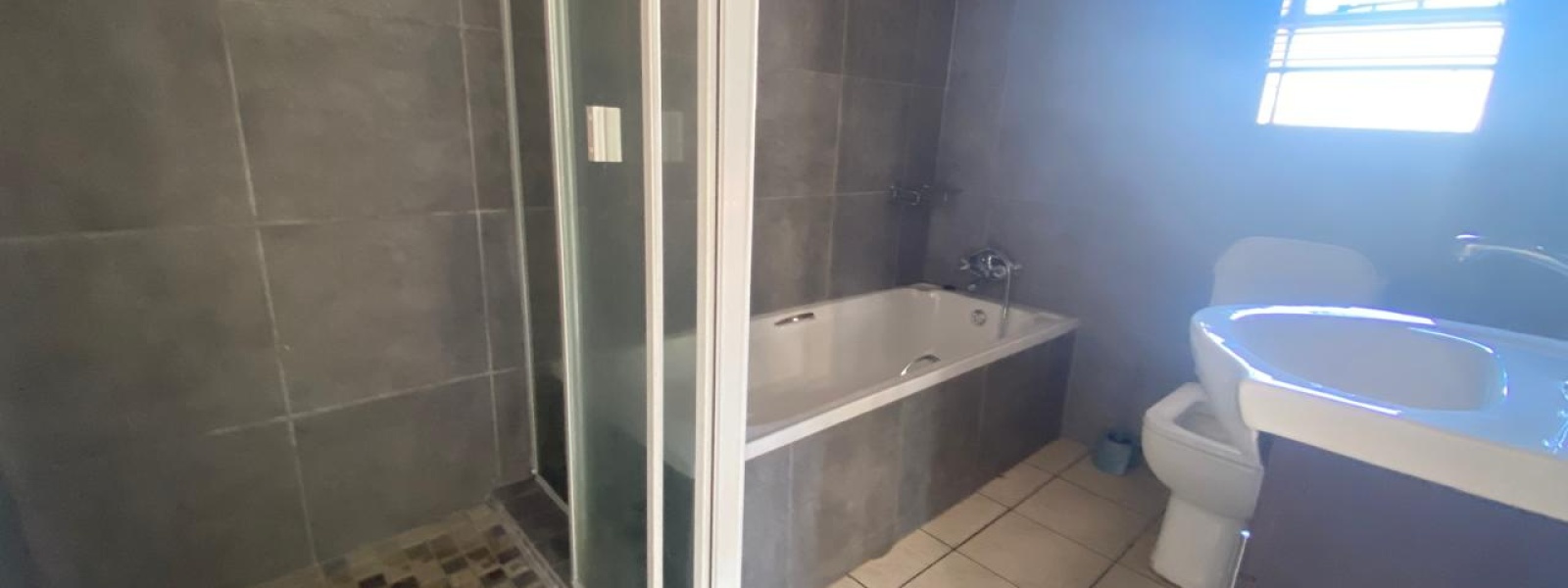 Souternwood St Michael Road, New Redruth, Gauteng, 2 Bedrooms Bedrooms, 0 ,1 BathroomBathrooms,Apartment,For Sale,Souternwood St Michael Road,0,1650