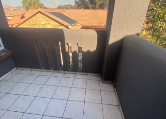 Souternwood St Michael Road, New Redruth, Gauteng, 2 Bedrooms Bedrooms, 0 ,1 BathroomBathrooms,Apartment,For Sale,Souternwood St Michael Road,0,1650