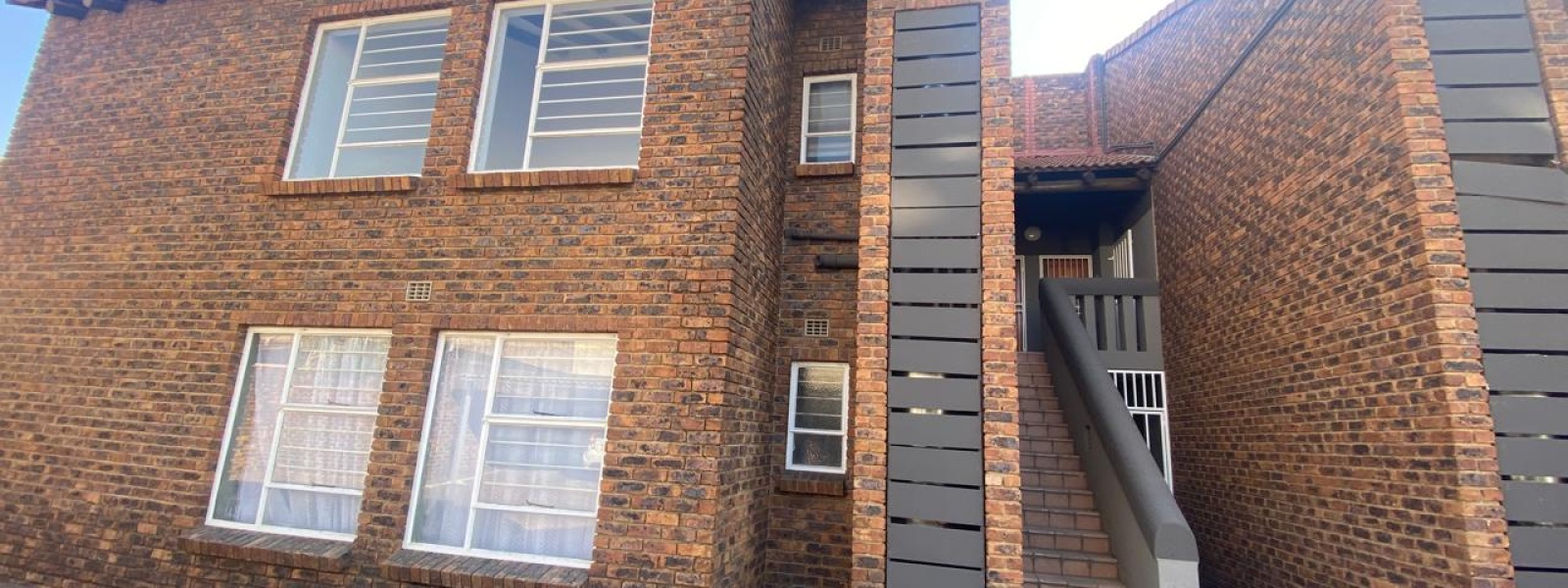 Souternwood St Michael Road, New Redruth, Gauteng, 2 Bedrooms Bedrooms, 0 ,1 BathroomBathrooms,Apartment,For Sale,Souternwood St Michael Road,0,1650