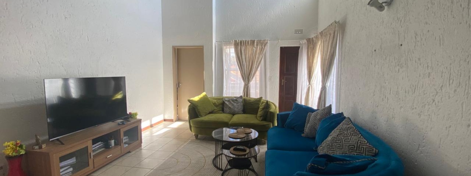 Souternwood St Michael Road, New Redruth, Gauteng, 2 Bedrooms Bedrooms, 0 ,1 BathroomBathrooms,Apartment,For Sale,Souternwood St Michael Road,0,1650