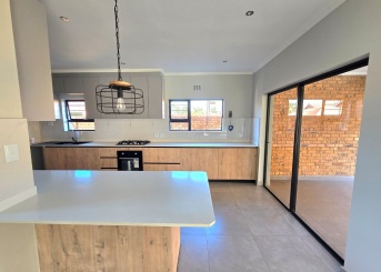 Doncaster Road, Newmarket Park, Gauteng, 3 Bedrooms Bedrooms, 0 ,4 BathroomsBathrooms,Development,For Sale,Doncaster Road ,0,1652