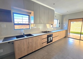 Doncaster Road, Newmarket Park, Gauteng, 3 Bedrooms Bedrooms, 0 ,4 BathroomsBathrooms,Development,For Sale,Doncaster Road ,0,1652
