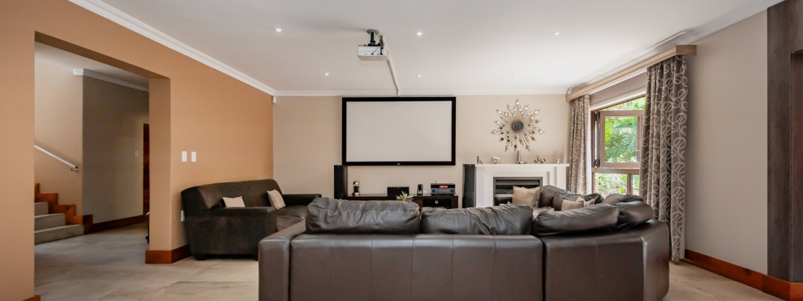 Van Dyk Place, Meyersdal, Gauteng, 5 Bedrooms Bedrooms, 0 ,4.5 BathroomsBathrooms,House,For Sale,Van Dyk Place,0,1653