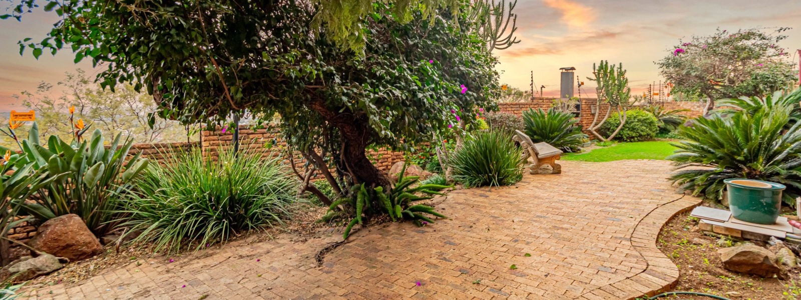 Soetdoring Avenue, Bassonia, Gauteng, 3 Bedrooms Bedrooms, 0 ,3.5 BathroomsBathrooms,House,For Sale,Soetdoring Avenue,0,1654