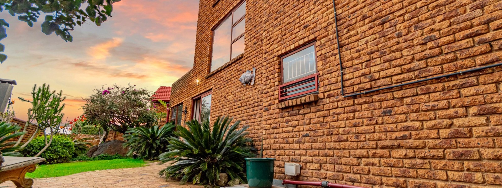 Soetdoring Avenue, Bassonia, Gauteng, 3 Bedrooms Bedrooms, 0 ,3.5 BathroomsBathrooms,House,For Sale,Soetdoring Avenue,0,1654