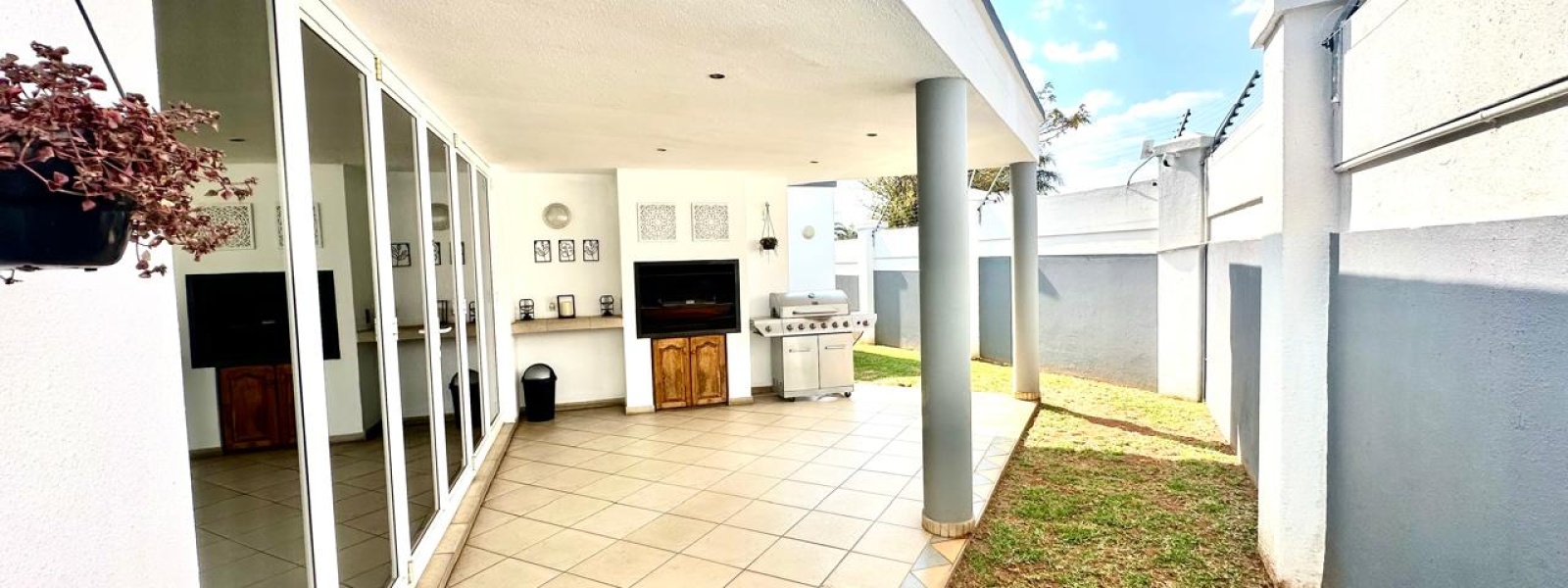 Reading Country Golf Estate, New Redruth, Gauteng, 4 Bedrooms Bedrooms, 0 ,2 BathroomsBathrooms,House,For Sale,Reading Country Golf Estate,0,1655