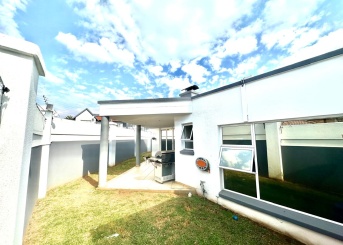 Reading Country Golf Estate, New Redruth, Gauteng, 4 Bedrooms Bedrooms, 0 ,2 BathroomsBathrooms,House,For Sale,Reading Country Golf Estate,0,1655