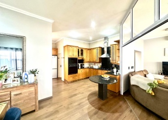Reading Country Golf Estate, New Redruth, Gauteng, 4 Bedrooms Bedrooms, 0 ,2 BathroomsBathrooms,House,For Sale,Reading Country Golf Estate,0,1655