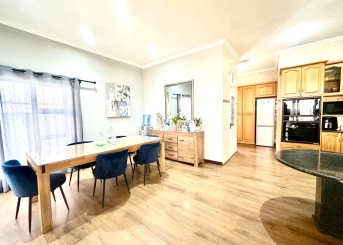 Reading Country Golf Estate, New Redruth, Gauteng, 4 Bedrooms Bedrooms, 0 ,2 BathroomsBathrooms,House,For Sale,Reading Country Golf Estate,0,1655