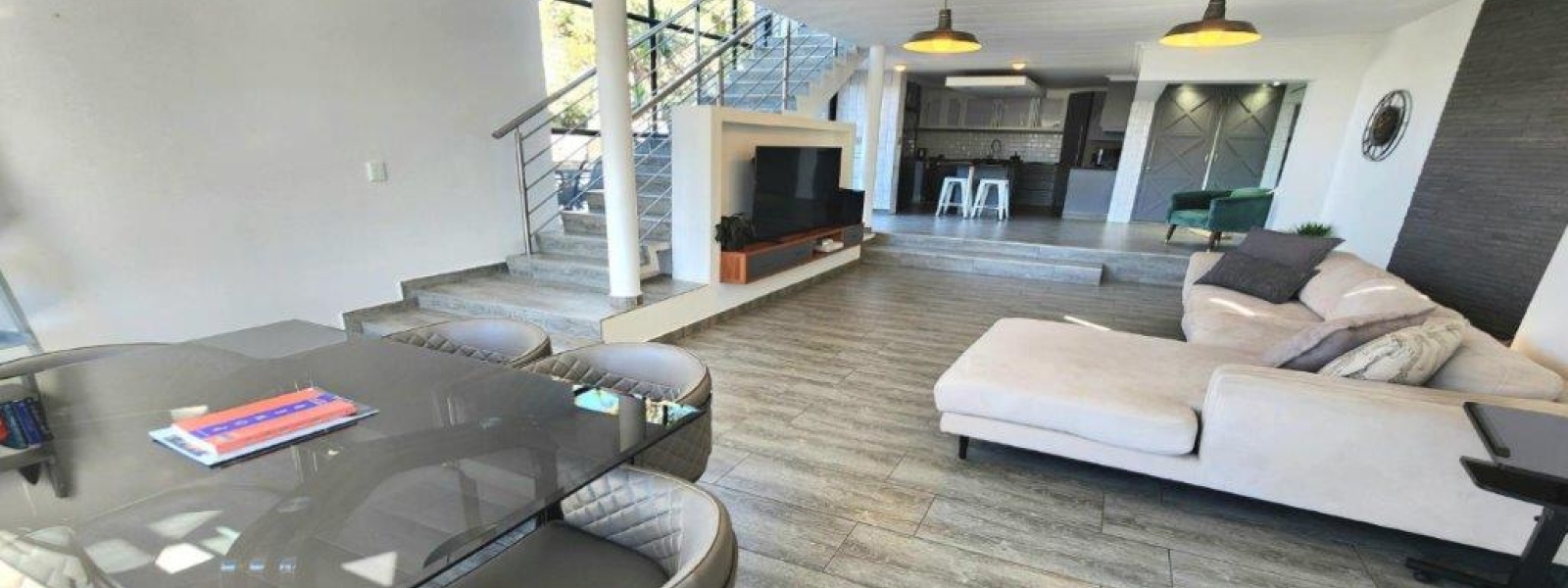 Alwyn Street, Bassonia, Gauteng, 2 Bedrooms Bedrooms, 0 ,2 BathroomsBathrooms,Apartment,For Sale,Alwyn Street ,0,1656