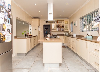 Korund Avenue, Gauteng, 4 Bedrooms Bedrooms, 0 ,2.5 BathroomsBathrooms,House,For Sale,Korund Avenue,0,1657 Korund Avenue, Gauteng, 4 Bedrooms Bedrooms, 0 ,2.5 BathroomsBathrooms,House,For Sale,Korund Avenue,0,1657
