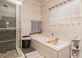 Korund Avenue, Gauteng, 4 Bedrooms Bedrooms, 0 ,2.5 BathroomsBathrooms,House,For Sale,Korund Avenue,0,1657 Korund Avenue, Gauteng, 4 Bedrooms Bedrooms, 0 ,2.5 BathroomsBathrooms,House,For Sale,Korund Avenue,0,1657