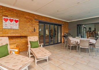 Korund Avenue, Gauteng, 4 Bedrooms Bedrooms, 0 ,2.5 BathroomsBathrooms,House,For Sale,Korund Avenue,0,1657 Korund Avenue, Gauteng, 4 Bedrooms Bedrooms, 0 ,2.5 BathroomsBathrooms,House,For Sale,Korund Avenue,0,1657