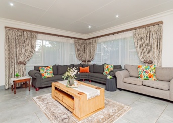 Korund Avenue, Gauteng, 4 Bedrooms Bedrooms, 0 ,2.5 BathroomsBathrooms,House,For Sale,Korund Avenue,0,1657 Korund Avenue, Gauteng, 4 Bedrooms Bedrooms, 0 ,2.5 BathroomsBathrooms,House,For Sale,Korund Avenue,0,1657