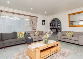 Korund Avenue, Gauteng, 4 Bedrooms Bedrooms, 0 ,2.5 BathroomsBathrooms,House,For Sale,Korund Avenue,0,1657 Korund Avenue, Gauteng, 4 Bedrooms Bedrooms, 0 ,2.5 BathroomsBathrooms,House,For Sale,Korund Avenue,0,1657