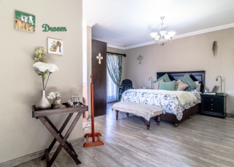Louise Harris Crescent, Meyersdal, Gauteng, 3 Bedrooms Bedrooms, 0 ,2 BathroomsBathrooms,House,For Sale,Louise Harris Crescent,0,1659 Louise Harris Crescent, Meyersdal, Gauteng, 3 Bedrooms Bedrooms, 0 ,2 BathroomsBathrooms,House,For Sale,Louise Harris Crescent,0,1659