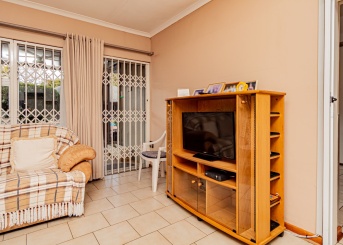 Selwyn Crescent, Randhart, Gauteng, 4 Bedrooms Bedrooms, 0 ,2 BathroomsBathrooms,House,For Sale,Selwyn Crescent,0,1662