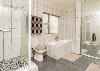 Selwyn Crescent, Randhart, Gauteng, 4 Bedrooms Bedrooms, 0 ,2 BathroomsBathrooms,House,For Sale,Selwyn Crescent,0,1662