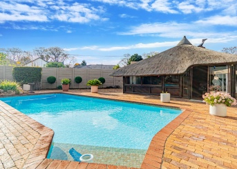 Selwyn Crescent, Randhart, Gauteng, 4 Bedrooms Bedrooms, 0 ,2 BathroomsBathrooms,House,For Sale,Selwyn Crescent,0,1662