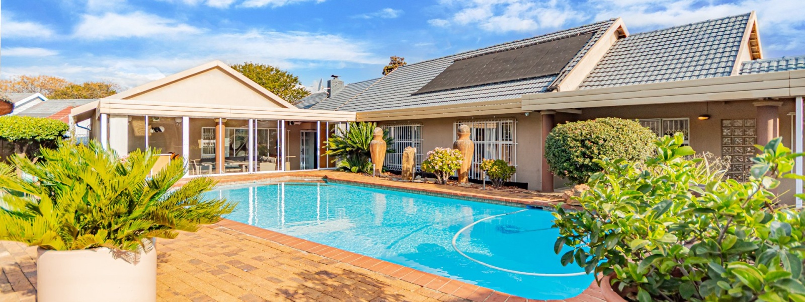 Selwyn Crescent, Randhart, Gauteng, 4 Bedrooms Bedrooms, 0 ,2 BathroomsBathrooms,House,For Sale,Selwyn Crescent,0,1662