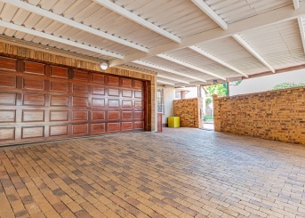 Selwyn Crescent, Randhart, Gauteng, 4 Bedrooms Bedrooms, 0 ,2 BathroomsBathrooms,House,For Sale,Selwyn Crescent,0,1662