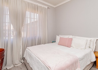 42 Trewawny Road, New Re, Gauteng, 2 Bedrooms Bedrooms, 0 ,1 BathroomBathrooms,Cluster,For Sale,42 Trewawny Road ,0,1663