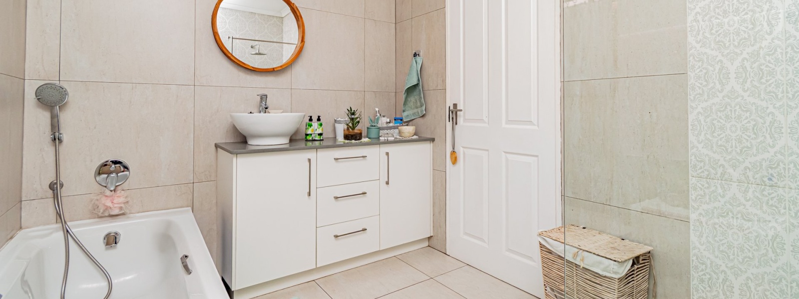 42 Trewawny Road, New Re, Gauteng, 2 Bedrooms Bedrooms, 0 ,1 BathroomBathrooms,Cluster,For Sale,42 Trewawny Road ,0,1663