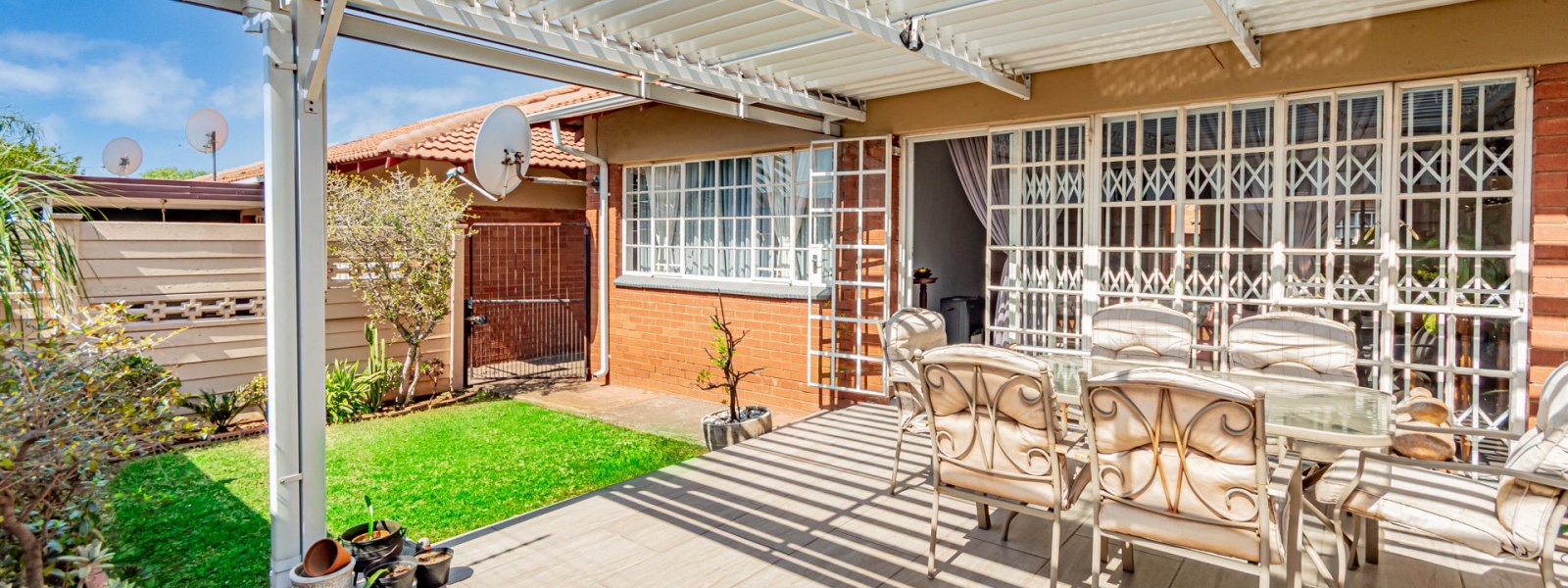 42 Trewawny Road, New Re, Gauteng, 2 Bedrooms Bedrooms, 0 ,1 BathroomBathrooms,Cluster,For Sale,42 Trewawny Road ,0,1663
