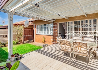 42 Trewawny Road, New Re, Gauteng, 2 Bedrooms Bedrooms, 0 ,1 BathroomBathrooms,Cluster,For Sale,42 Trewawny Road ,0,1663
