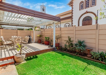 42 Trewawny Road, New Re, Gauteng, 2 Bedrooms Bedrooms, 0 ,1 BathroomBathrooms,Cluster,For Sale,42 Trewawny Road ,0,1663
