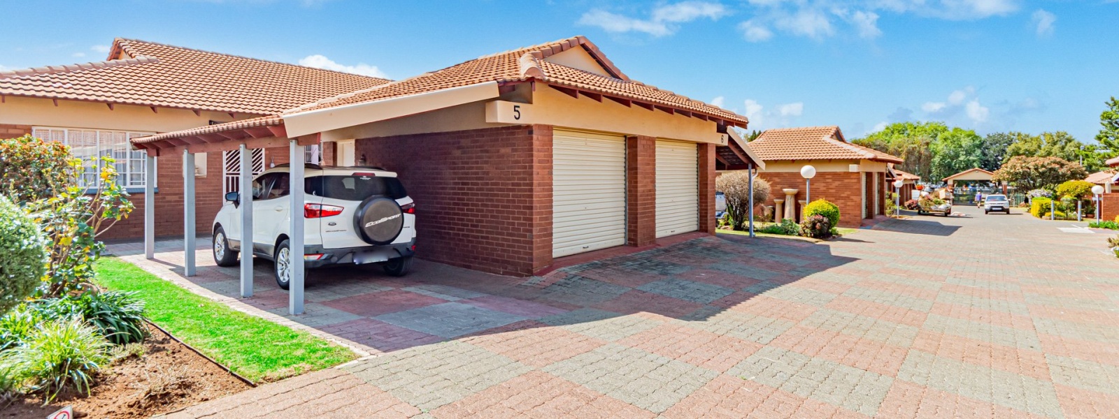 42 Trewawny Road, New Re, Gauteng, 2 Bedrooms Bedrooms, 0 ,1 BathroomBathrooms,Cluster,For Sale,42 Trewawny Road ,0,1663