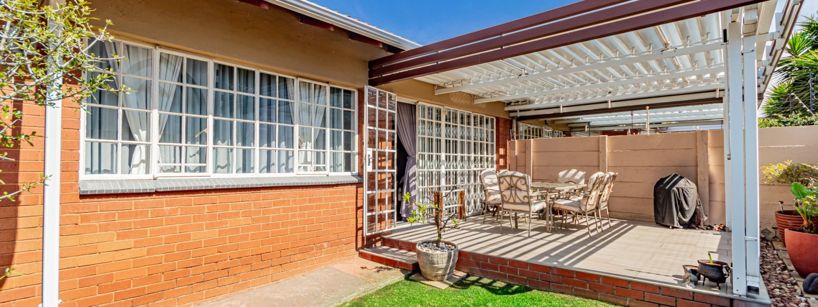 42 Trewawny Road, New Re, Gauteng, 2 Bedrooms Bedrooms, 0 ,1 BathroomBathrooms,Cluster,For Sale,42 Trewawny Road ,0,1663