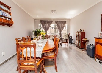 42 Trewawny Road, New Re, Gauteng, 2 Bedrooms Bedrooms, 0 ,1 BathroomBathrooms,Cluster,For Sale,42 Trewawny Road ,0,1663