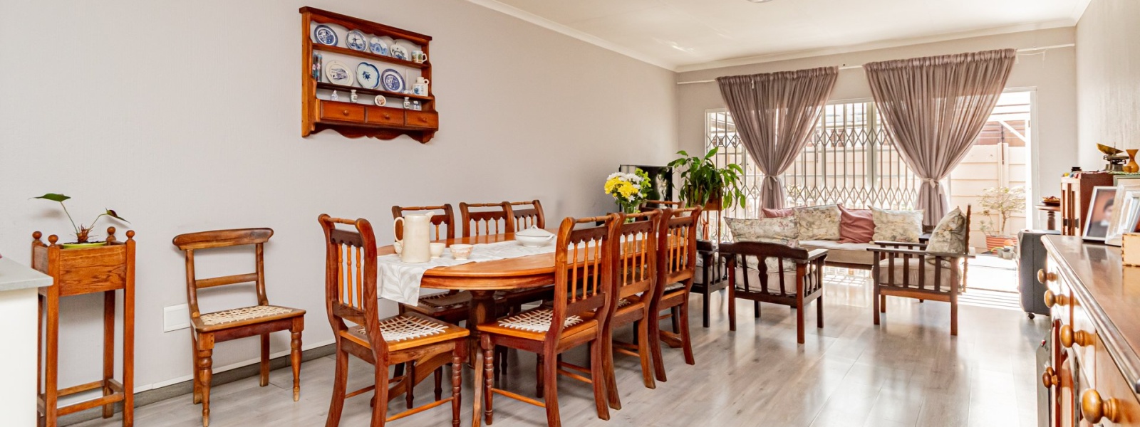 42 Trewawny Road, New Re, Gauteng, 2 Bedrooms Bedrooms, 0 ,1 BathroomBathrooms,Cluster,For Sale,42 Trewawny Road ,0,1663