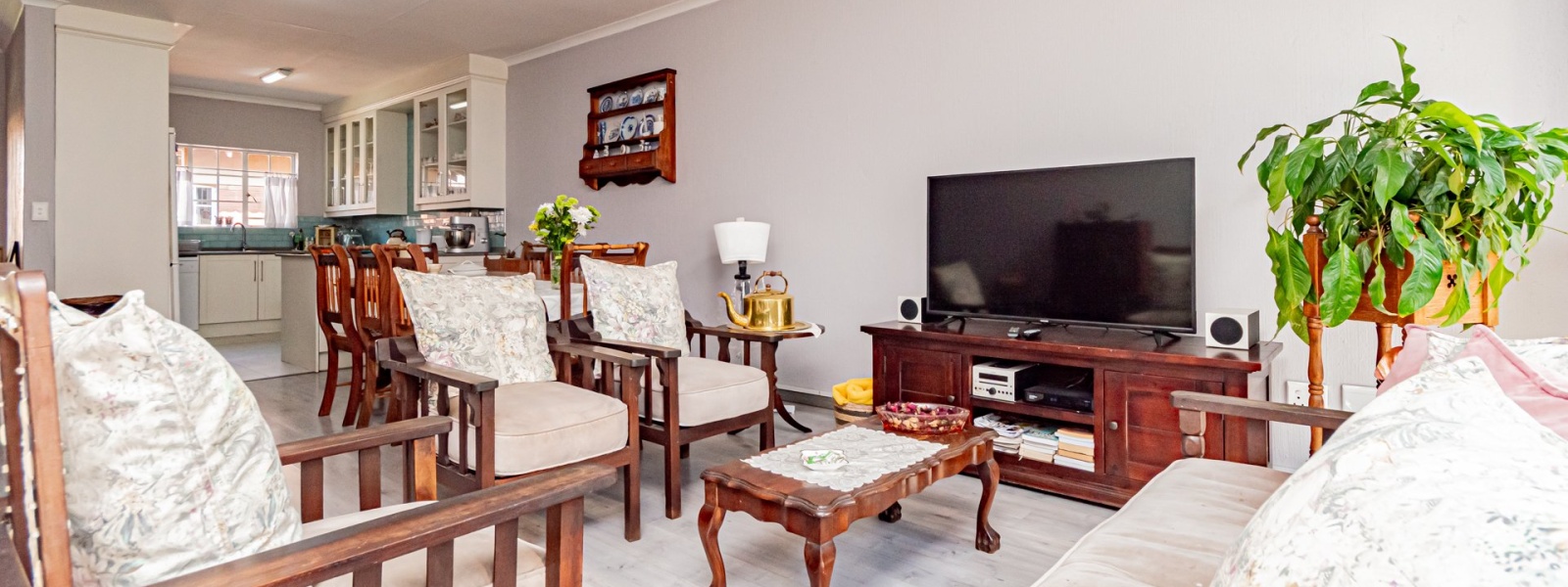 42 Trewawny Road, New Re, Gauteng, 2 Bedrooms Bedrooms, 0 ,1 BathroomBathrooms,Cluster,For Sale,42 Trewawny Road ,0,1663