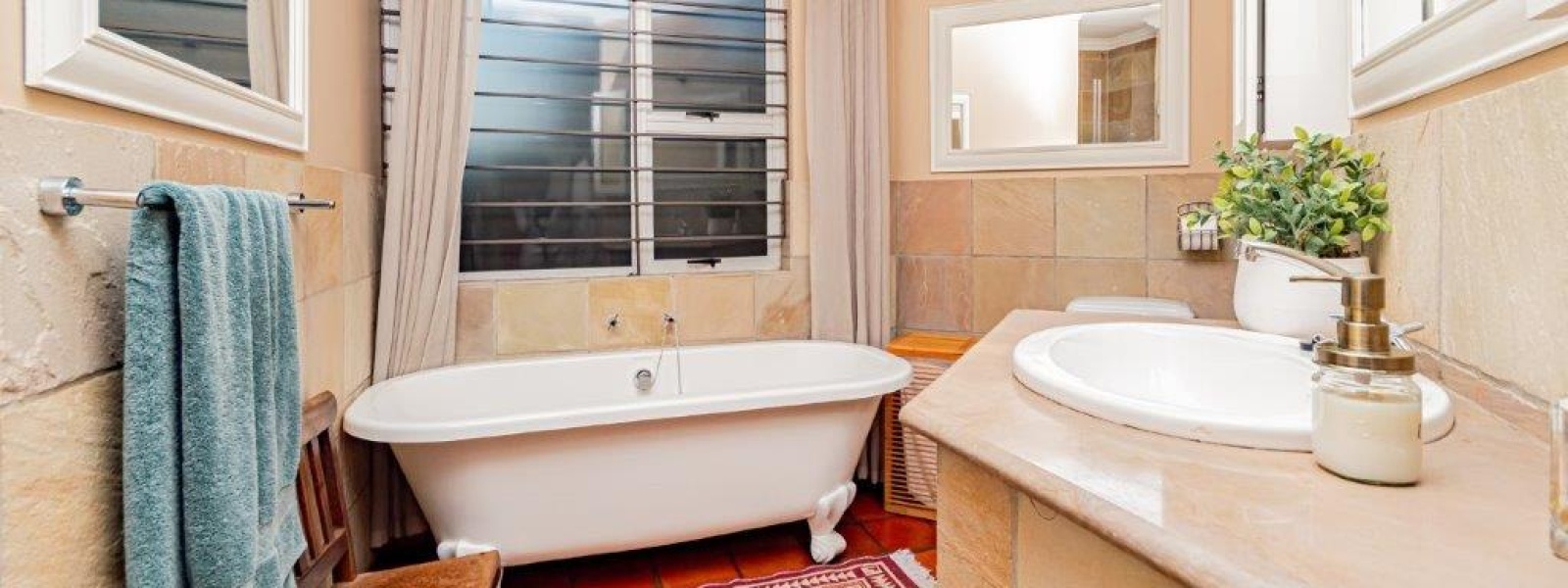 Lindeque Street, Meyersdal Estate, Gauteng, 4 Bedrooms Bedrooms, 0 ,2 BathroomsBathrooms,House,For Sale,Lindeque Street ,0,1664