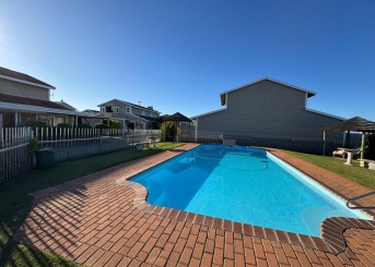 135 Deonlen Drive, Mossel Bay, Western Cape, 2 Bedrooms Bedrooms, 0 ,2 BathroomsBathrooms,Apartment,For Sale,135 Deonlen Drive,0,1667