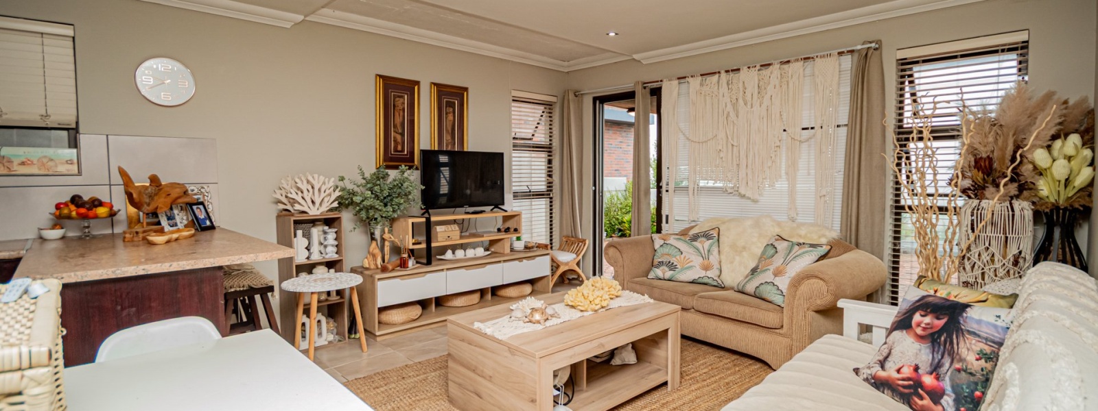 Mossel Bay, Western Cape, 3 Bedrooms Bedrooms, 0 ,3.5 BathroomsBathrooms,House,For Sale,0,1668