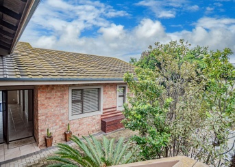Mossel Bay, Western Cape, 3 Bedrooms Bedrooms, 0 ,3.5 BathroomsBathrooms,House,For Sale,0,1668