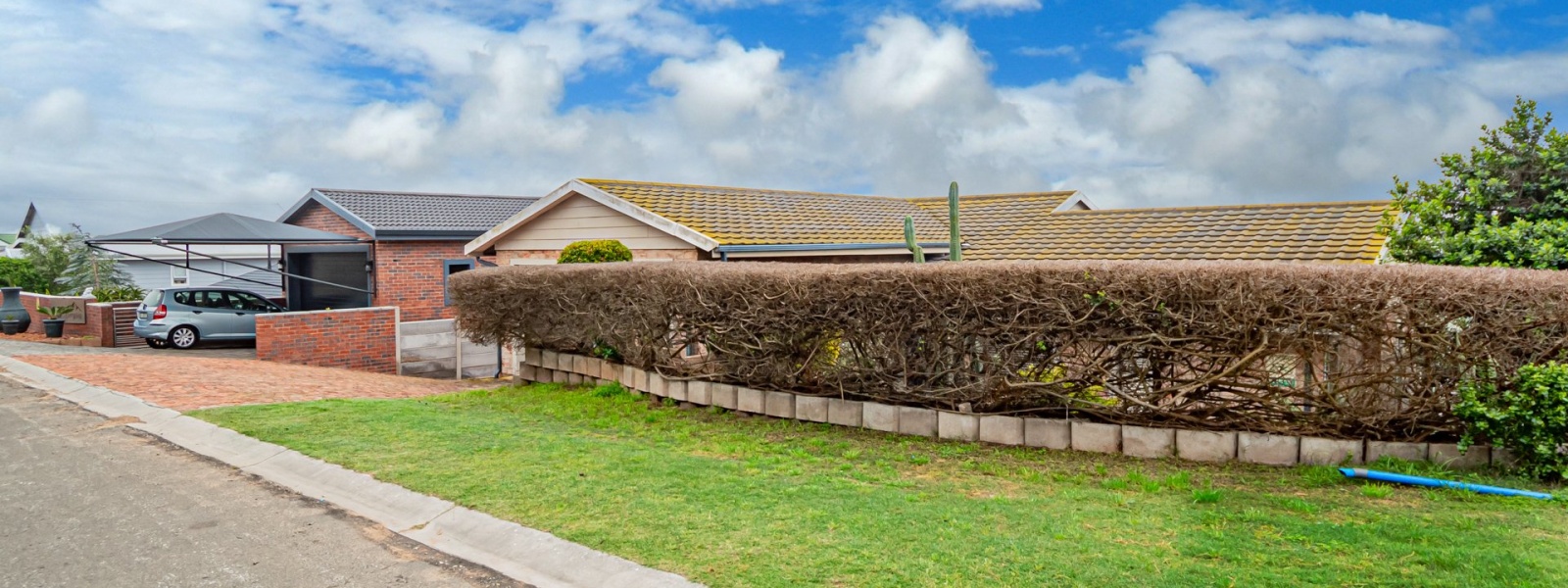 Mossel Bay, Western Cape, 3 Bedrooms Bedrooms, 0 ,3.5 BathroomsBathrooms,House,For Sale,0,1668