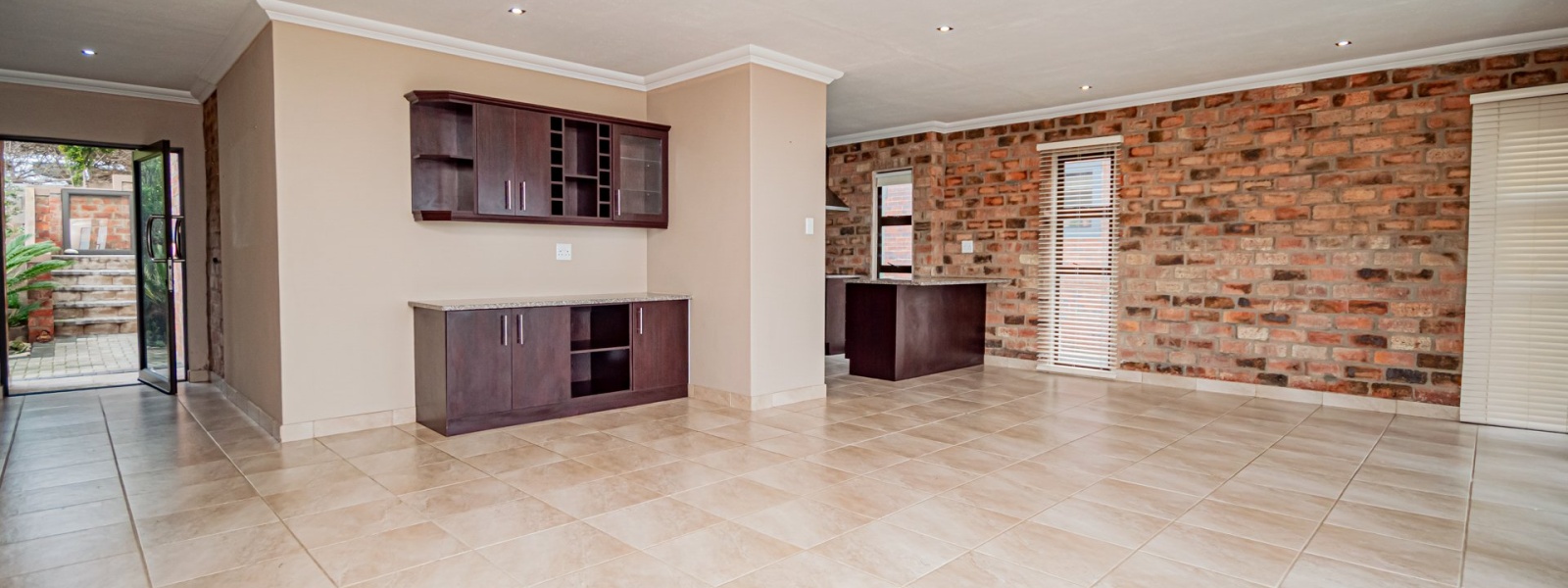 Mossel Bay, Western Cape, 3 Bedrooms Bedrooms, 0 ,3.5 BathroomsBathrooms,House,For Sale,0,1668